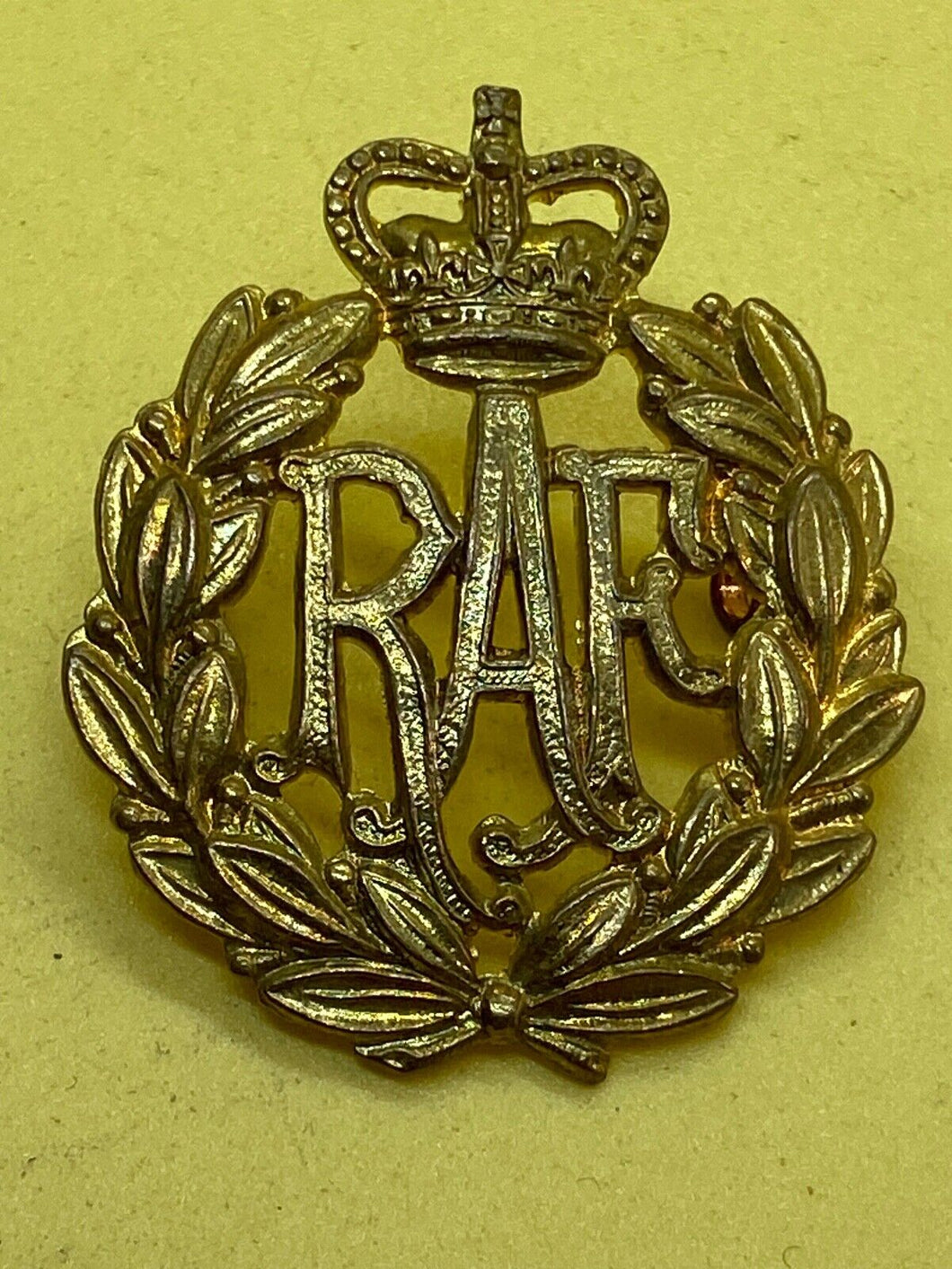 Original WW2 RAF Royal Air Force Brass Queens Crown Cap Badge