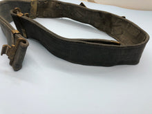 Charger l&#39;image dans la galerie, Original WW2 British Army / RAF 37 Pattern Webbing Belt - Size 48&quot; Waist
