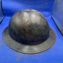 Charger l&#39;image dans la galerie, Original WW1/WW2 British Army Mk1* Helmet with Liner &amp; Chinstrap
