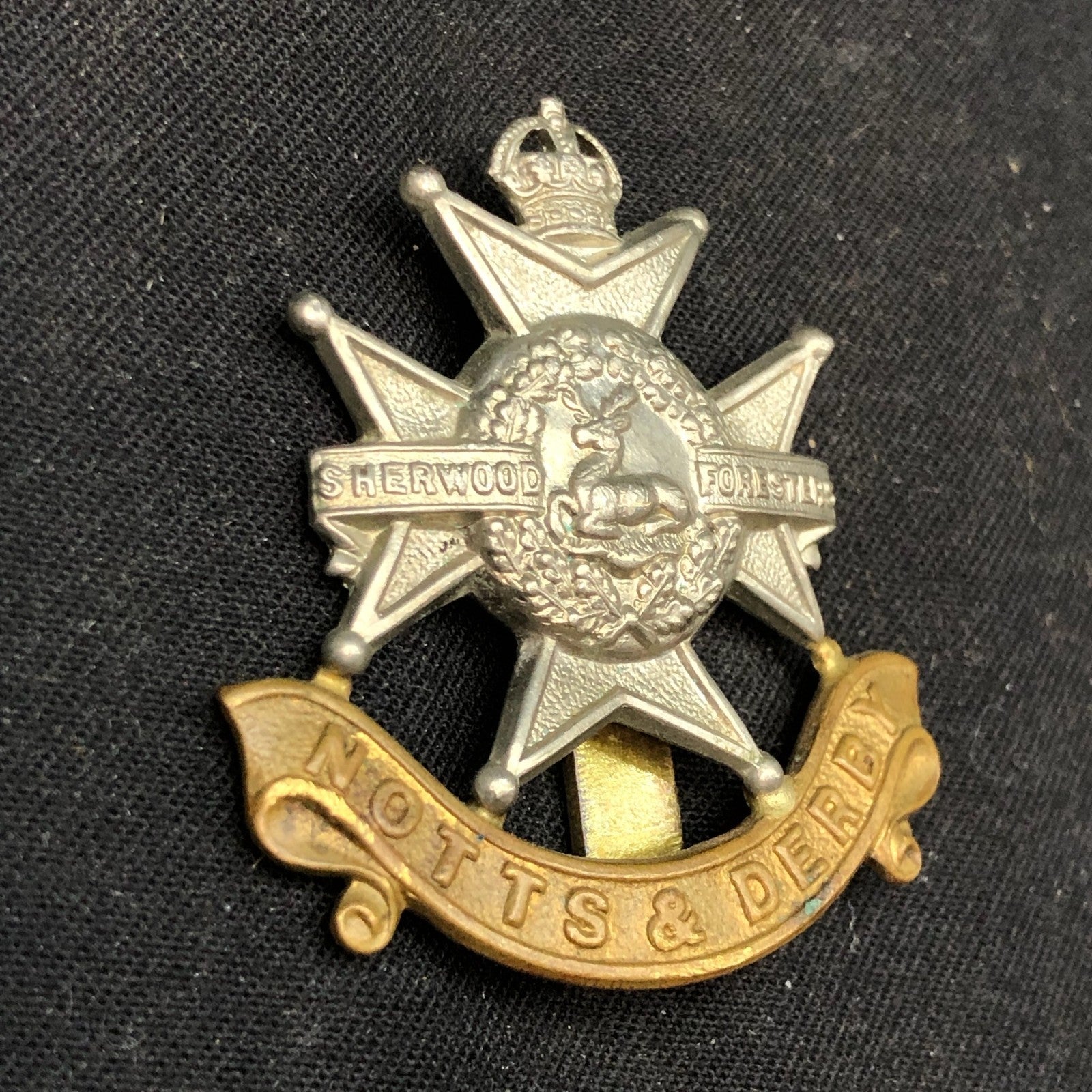 Original WW2 British Army Cap Badge - Sherwood Foresters - The Militaria Shop