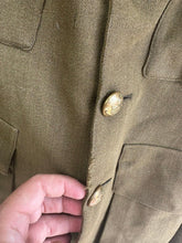 Charger l&#39;image dans la galerie, Original WW2 British Army Royal Artillery Service Dress Jacket - 36&quot; Chest
