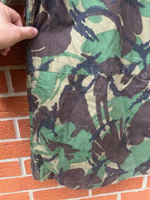 Charger l&#39;image dans la galerie, Genuine British Army DPM Camouflaged Combat Jacket - Size 180/96
