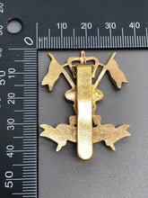 Charger l&#39;image dans la galerie, Genuine British Army 9th/12th Royal Lancers Cap Badge
