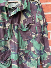 Load image into Gallery viewer, Genuine British Army DPM Camouflaged Combat Smock Jacket - Size 170/96
