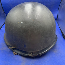 Charger l&#39;image dans la galerie, US Army M1 Helmet Style M1 Euroclone Helmet - WW2 Reenactment / Repainting
