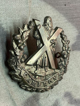 Load image into Gallery viewer, Original WW1 / WW2 British Army Cameron Highlanders Scottish Cap Badge
