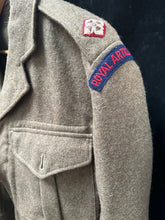 Charger l&#39;image dans la galerie, Original British Army Battledress Jacket - Royal Artillery - 39&quot; Chest
