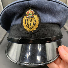 Lade das Bild in den Galerie-Viewer, Image #7
