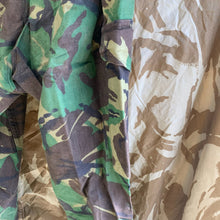 Charger l&#39;image dans la galerie, British Army DPM Camouflaged Temperate Trousers - 80/80/96 - Vintage Clothing
