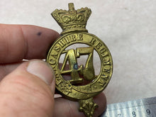 Charger l&#39;image dans la galerie, British Army Victorian Era 47th Lancashire Regiment Helmet / Glengarry Badge
