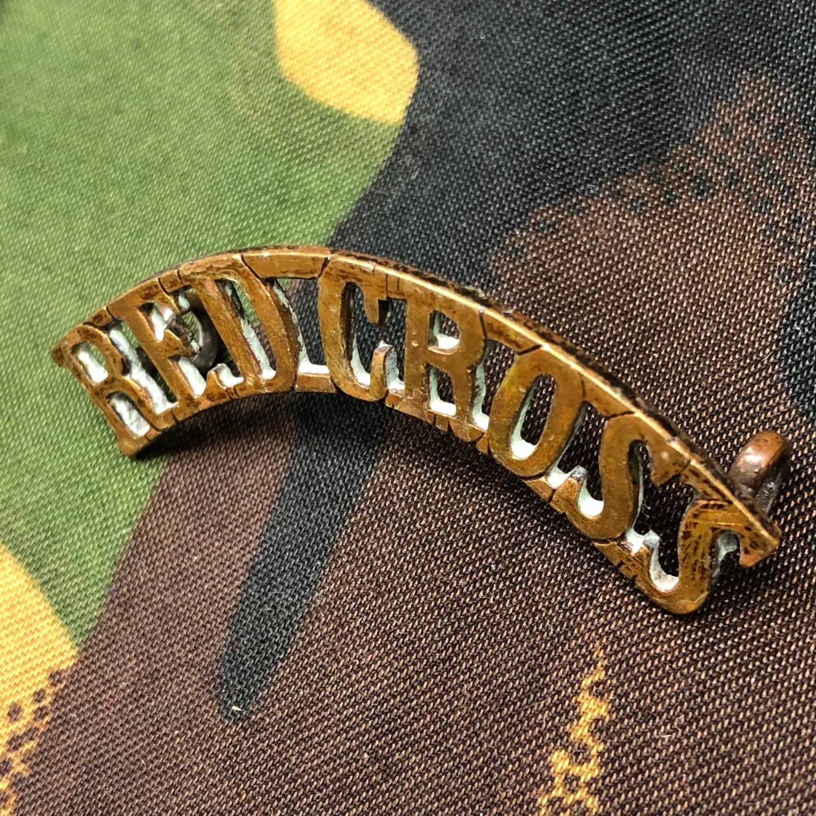 Original WW1 British Army Red Cross Shoulder Title - The Militaria Shop