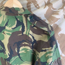 Lade das Bild in den Galerie-Viewer, Genuine British Army Smock Combat Jungle DPM Camouflage - Size 170/96
