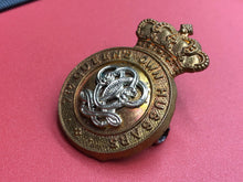 Charger l&#39;image dans la galerie, British Army 7th Queen&#39;s Own Hussars Cap Badge
