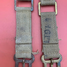 Charger l&#39;image dans la galerie, Original WW2 British Army 37 Pattern Webbing Brace Adaptors Pair
