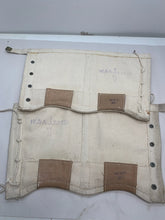 Charger l&#39;image dans la galerie, Original British Army / Royal Navy White 37 Pattern Spats / Gaiters- Well Marked
