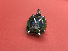 Lade das Bild in den Galerie-Viewer, Image #3
