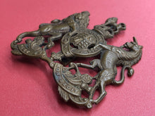 Charger l&#39;image dans la galerie, Original WW1/WW2 British Army General Service Cap Badge
