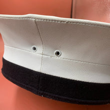 Lade das Bild in den Galerie-Viewer, Image #8
