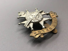 Load image into Gallery viewer, Original WW2 British Army Notts &amp; Derby Regimental Cap Badge
