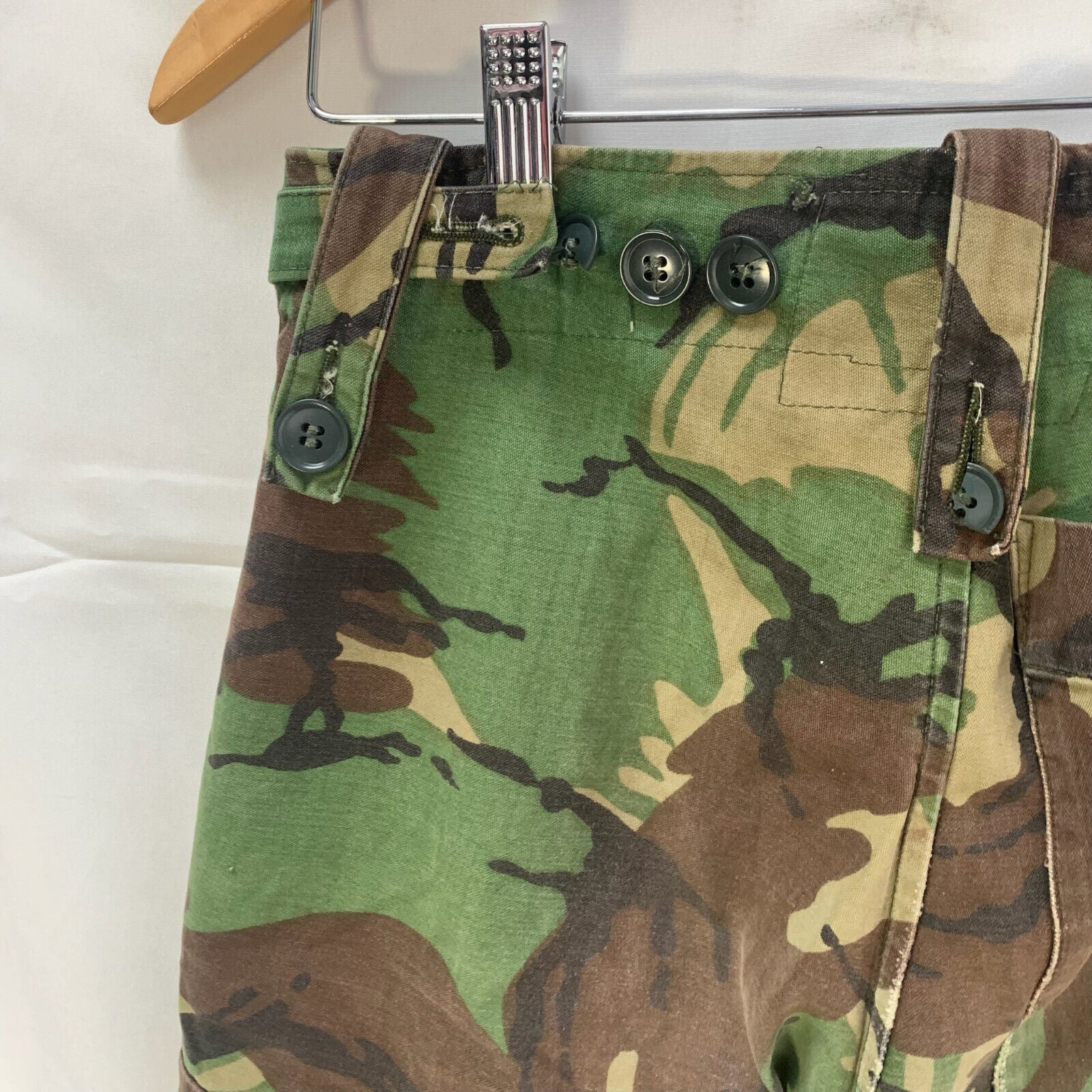 Genuine British Army 68 Pattern DPM Jungle Camouflaged Trousers - Size 28" Waist - The Militaria Shop