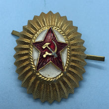 Load image into Gallery viewer, Original Army Cap Badge - Soviet Officers - The Militaria Shop
