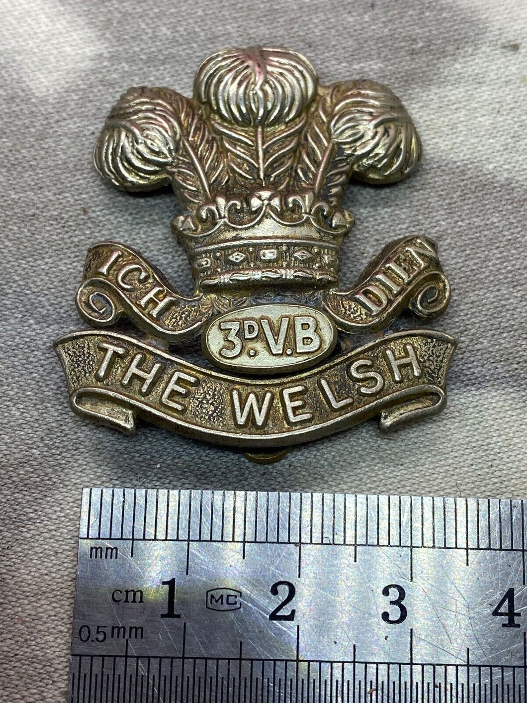Original WW1 British Army 3rd Volunteer Battalion The Welsh Regiment Cap Badge