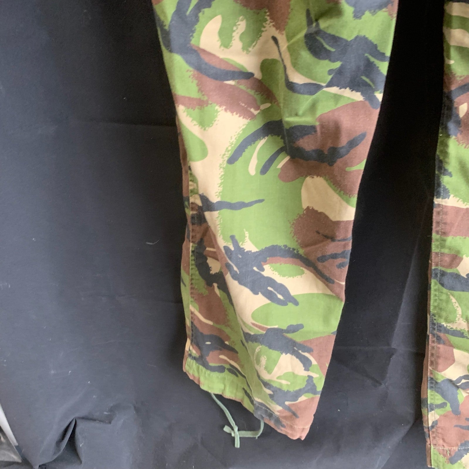 Genuine British Army S95 DPM Lightweight Combat Trousers Grade 1 Size 80/76/92 - The Militaria Shop