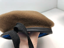 Lade das Bild in den Galerie-Viewer, Genuine British Army Khaki Guards Regimental Beret Hat - Size 62cm
