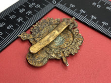 Load image into Gallery viewer, Original WW1 British Army London Rifle Brigade Cadets Cap Badge
