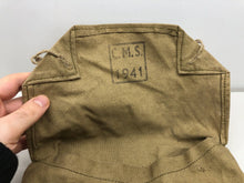 Load image into Gallery viewer, Original WW2 British Army / Home Front ARP Gas Mask Bag
