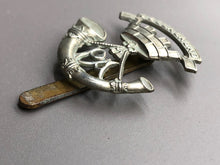 Charger l&#39;image dans la galerie, Original WW2 British Army Somerset Light Infantry Cap Badge
