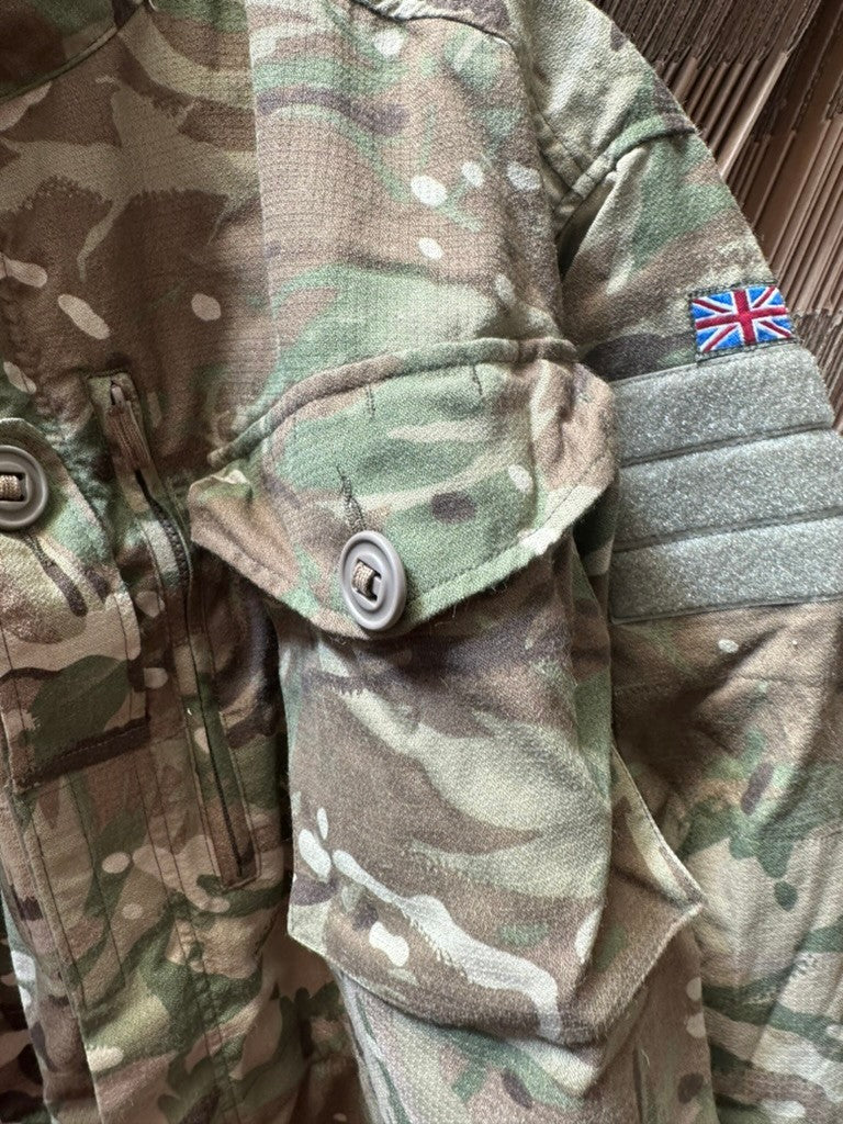 British Army MTP FR Air Crew Windproof Combat Smock NEW OLD STOCK - Size 190/104 - The Militaria Shop