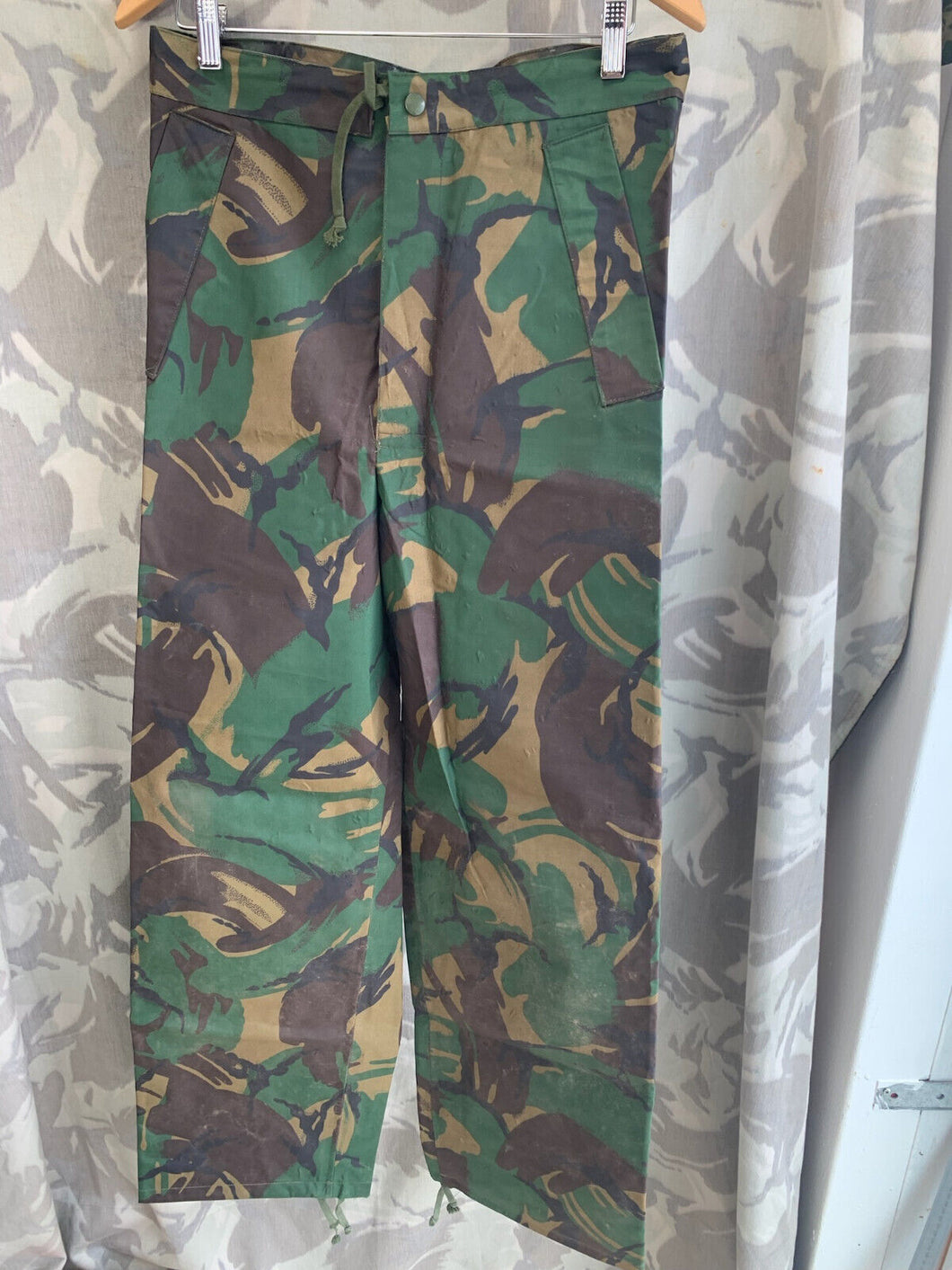 Genuine British Army DPM Camouflaged Rain Trousers Waterproof PVC - Size 78/80