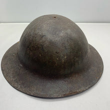 Lade das Bild in den Galerie-Viewer, Original British Army WW2 MK1* Brodie Combat Helmet
