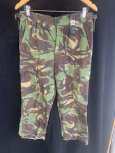 Charger l&#39;image dans la galerie, Genuine British Army DPM Combat Trousers - Size 76/88/104
