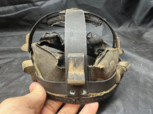 Charger l&#39;image dans la galerie, Original WW2 British Army Mk2 Helmet Liner &amp; Fittings Set - Size 7 - 1939 Dated
