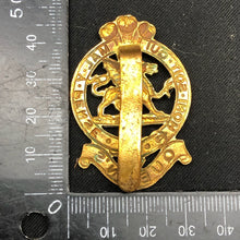 Load image into Gallery viewer, Genuine British Army Cap Badge - Queen&#39;s Regiment - The Militaria Shop
