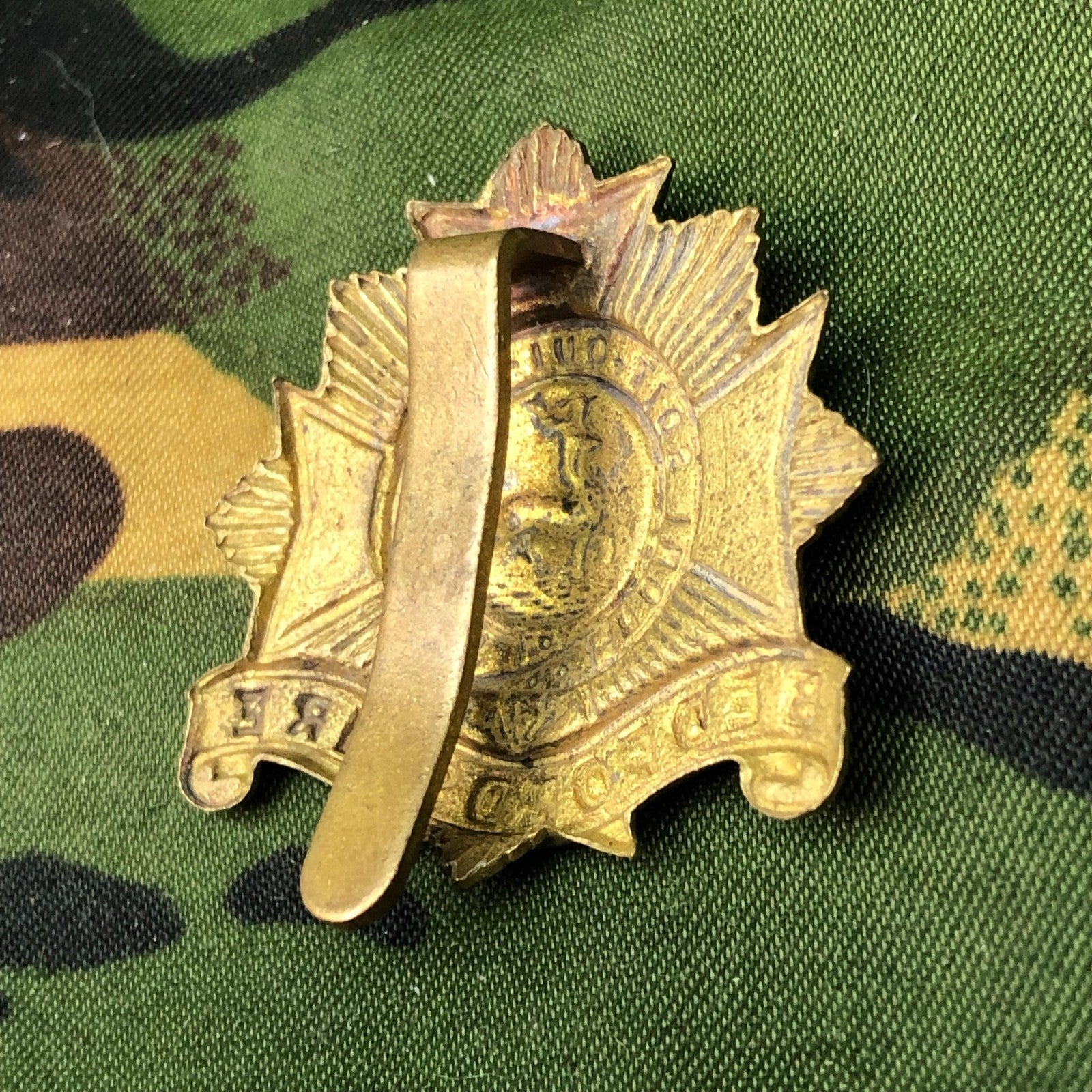 Original WW2 British Cap Badge - Bedfordshire Regiment - The Militaria Shop