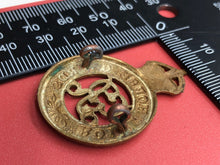 Load image into Gallery viewer, Original WW1 British Army Cap Badge - Royal Horse Guards - George V Kings Crown
