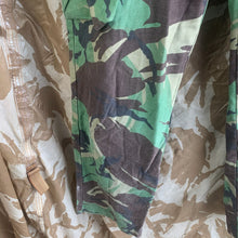 Charger l&#39;image dans la galerie, Early Original British Army Jungle DPM Camouflaged Combat Trousers - 76/80/96
