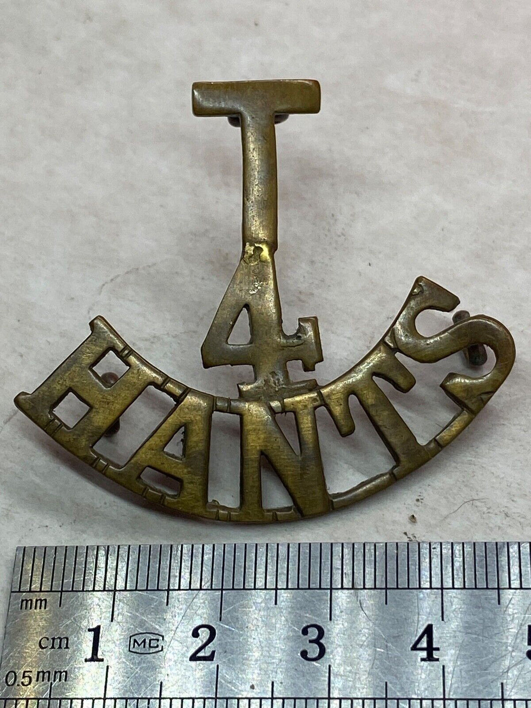 Original WW1 British Army 4th Hants Territorial Battalion Shoulder Title