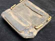 Charger l&#39;image dans la galerie, Original WW2 British Army 37 Pattern Compass Carrying Pouch
