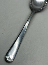 Charger l&#39;image dans la galerie, Original British Army Officers Mess Spoon - Vietnam War - 1965 Dated
