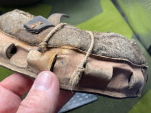 Load image into Gallery viewer, Image #17
