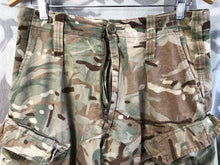 Lade das Bild in den Galerie-Viewer, Genuine British Army MTP Camouflage Combat Trousers - 85/84/100
