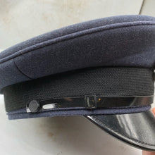 Lade das Bild in den Galerie-Viewer, Image #9
