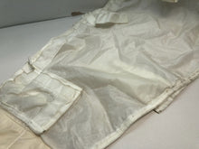 Load image into Gallery viewer, British Military Army Arctic Protective Warfare Weapon Cover For SA80 Rifle - The Militaria Shop
