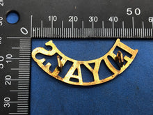 Load image into Gallery viewer, Original WW2 British Army Loyal North Lancashire Brass Shoulder Title
