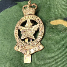 Load image into Gallery viewer, Genuine Canadian Army Brass Cap Badge - Royal Montreal Regiment - The Militaria Shop
