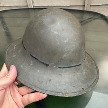 Lade das Bild in den Galerie-Viewer, Original WW2 British Home Front Civillian Zuckerman Helmet &amp; Liner - 1941 Dated
